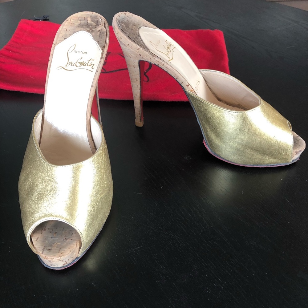 Gold leather + cork Christian Louboutin peep mules